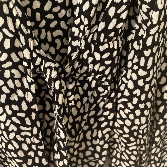 Talbots Faux Wrap Top Size Large - Picture 3 of 7